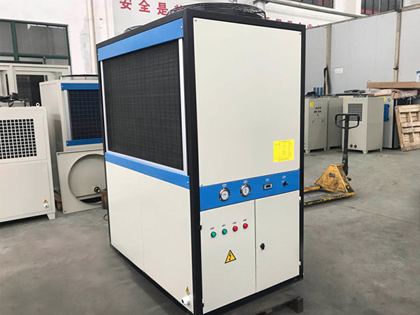 油冷機廠家什么樣的環境下工作